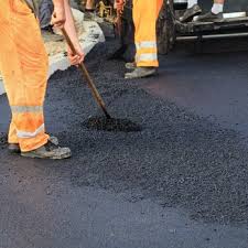 Best Driveway Sealing  in Dawsonville, GA